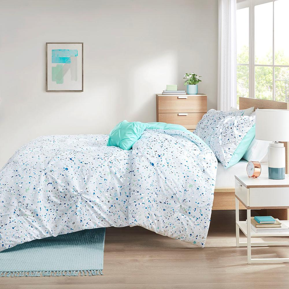 100% Polyester Metallic Printed and Pintucked Duvet Cover Set